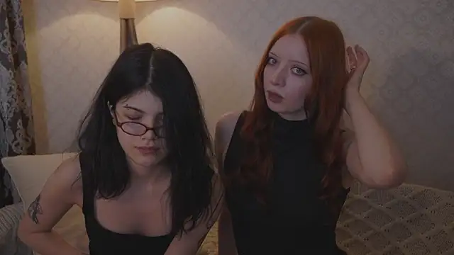 Snapshot of the_cure___ chatting on October 16, 2025, 7:55 pm the cure online show from October 16, 2025, 7:55 pm