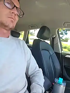 Snapshot of TheSouthernKing chatting on October 23, 2025, 10:25 am TheSouthernKing online show from October 23, 2025, 10:25 am