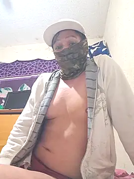 miicheele32 online show from January 7, 2026, 12:26 am