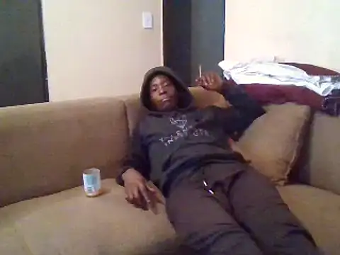 SmallGoodNutts online show from February 5, 2025, 7:29 am