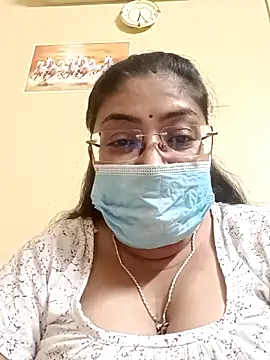 Snapshot of LAVERNIYA_ chatting on March 18, 2025, 1:01 pm LAVERNIYA online show from March 18, 2025, 1:01 pm