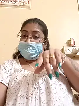 Snapshot of LAVERNIYA_ chatting on February 26, 2025, 10:27 am LAVERNIYA online show from February 26, 2025, 10:27 am