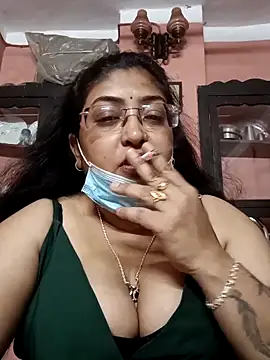 Snapshot of LAVERNIYA_ chatting on March 11, 2025, 1:01 pm LAVERNIYA online show from March 11, 2025, 1:01 pm