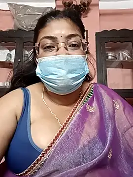 Snapshot of LAVERNIYA_ chatting on March 1, 2025, 1:40 pm LAVERNIYA online show from March 1, 2025, 1:40 pm