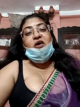 Snapshot of LAVERNIYA_ chatting on March 21, 2025, 6:51 pm LAVERNIYA online show from March 21, 2025, 6:51 pm