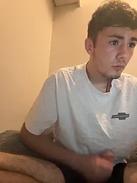 TheBestbrando88 online show from September 18, 2025, 3:31 am