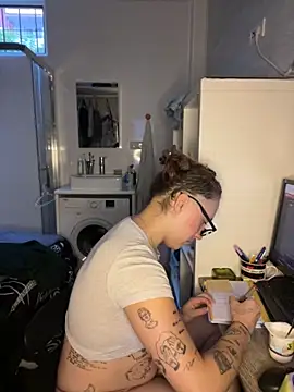 Hawitxui online show from October 18, 2025, 7:32 am