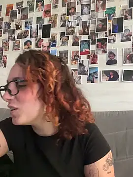 Hawitxui online show from April 3, 2026, 8:21 am