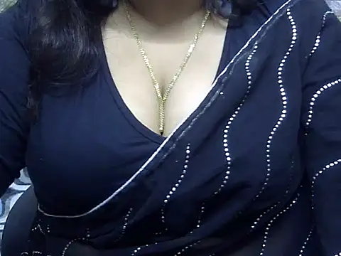 kiranpreet85 online show from January 13, 2026, 6:06 am