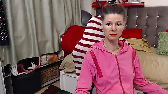 Snapshot of kellyterapy chatting on November 6, 2025, 6:01 pm kellyterapy online show from November 6, 2025, 6:01 pm