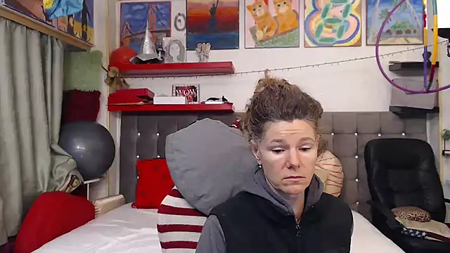 Snapshot of kellyterapy chatting on February 27, 2026, 7:03 pm kellyterapy online show from February 27, 2026, 7:03 pm