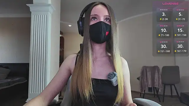 CreamAssk online show from April 2, 2026, 11:06 am