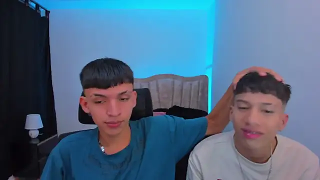 Snapshot of Juan_Nd_Steven chatting on September 14, 2025, 12:49 pm Juan Nd Steven online show from September 14, 2025, 12:49 pm