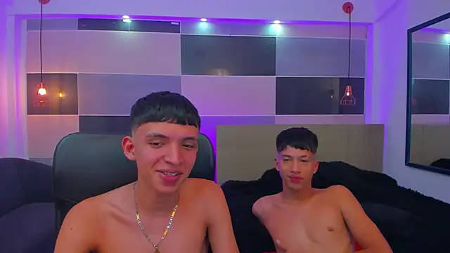 Snapshot of Juan_Nd_Steven chatting on February 4, 2025, 8:02 am Juan Nd Steven online show from February 4, 2025, 8:02 am
