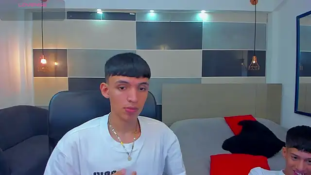Snapshot of Juan_Nd_Steven chatting on March 2, 2025, 12:58 pm Juan Nd Steven online show from March 2, 2025, 12:58 pm