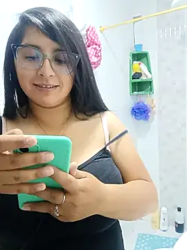 Snapshot of _Angelinaandrade_ chatting on October 7, 2025, 1:39 am Angelinaandrade online show from October 7, 2025, 1:39 am