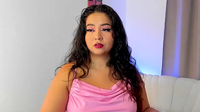 LiahDiaz online show from September 11, 2025, 3:23 pm