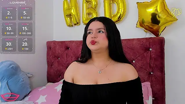Snapshot of skyhotgirll chatting on March 29, 2026, 5:47 pm skyhotgirll online show from March 29, 2026, 5:47 pm