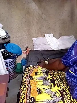 pretty prickle online show from December 21, 2025, 9:22 am