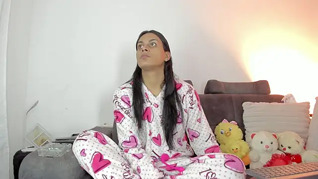  Isabelhaa online show from October 18, 2025, 11:51 pm