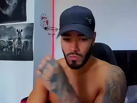 Snapshot of Alexander_Martines chatting on September 15, 2025, 5:35 pm Alexander Martines online show from September 15, 2025, 5:35 pm