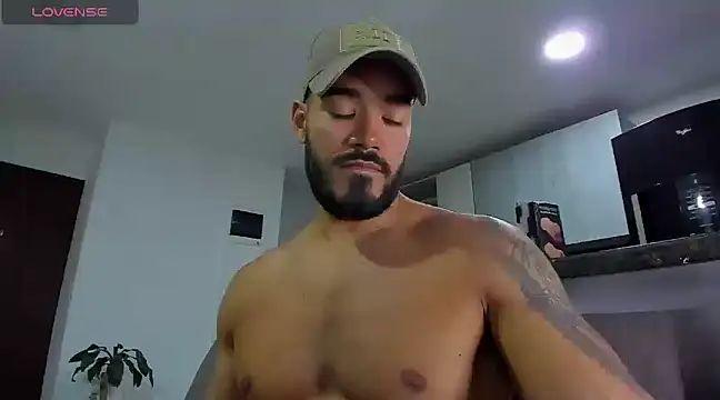 Snapshot of Alexander_Martines chatting on February 2, 2025, 11:11 pm Alexander Martines online show from February 2, 2025, 11:11 pm