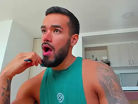 Snapshot of Alexander_Martines chatting on March 12, 2026, 8:13 pm Alexander Martines online show from March 12, 2026, 8:13 pm