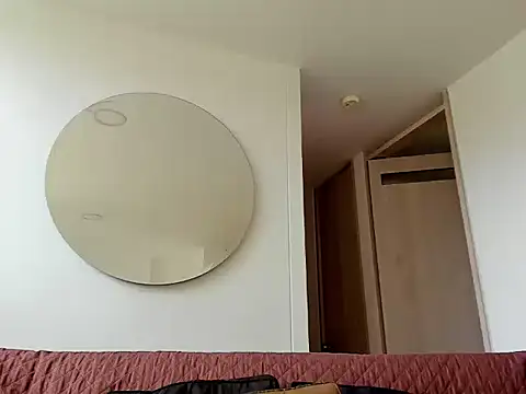 Snapshot of Alexander_Martines chatting on April 29, 2026, 9:21 pm Alexander Martines online show from April 29, 2026, 9:21 pm