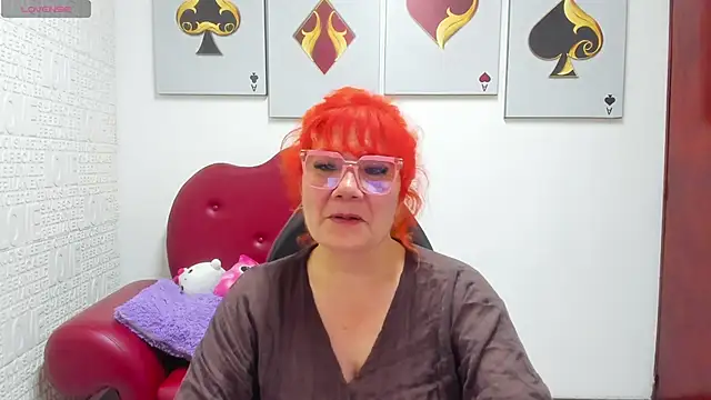 Salomeediaz  online show from May 21, 2026, 9:01 pm