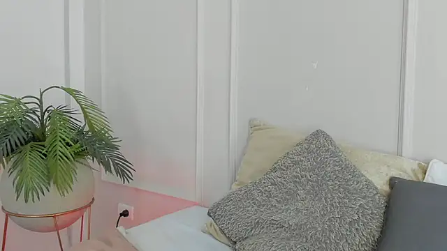 Mariapettit online show from April 7, 2026, 12:40 pm