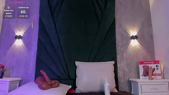 Alexiis Etereo online show from March 15, 2026, 7:37 am