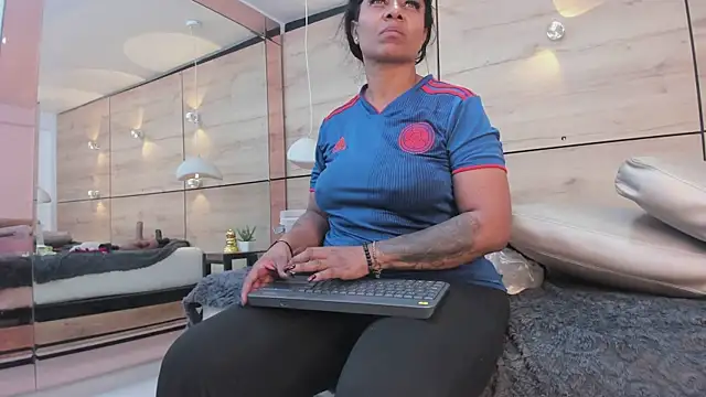 Snapshot of martina_touss chatting on July 8, 2026, 12:57 am martina touss online show from July 8, 2026, 12:57 am