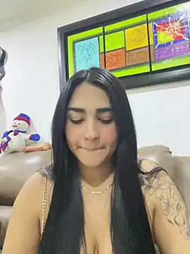 Charlotte cute18 online show from December 6, 2024, 5:03 am