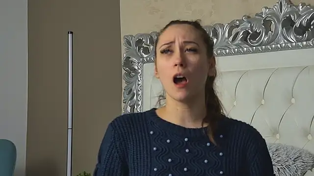 AliceMunro online show from April 4, 2026, 7:42 pm