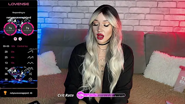 Snapshot of Eva_Evile chatting on March 8, 2026, 6:17 am Eva Evile online show from March 8, 2026, 6:17 am