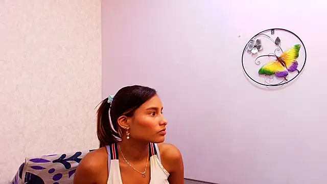 Snapshot of Chantal_taylor_ chatting on September 23, 2025, 12:01 pm Chantal taylor online show from September 23, 2025, 12:01 pm