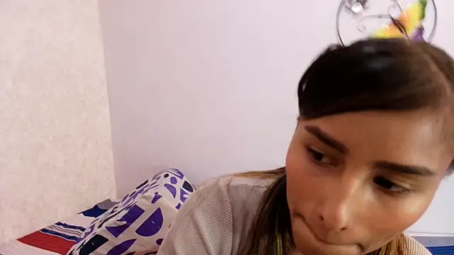 Snapshot of Chantal_taylor_ chatting on September 22, 2025, 12:11 pm Chantal taylor online show from September 22, 2025, 12:11 pm