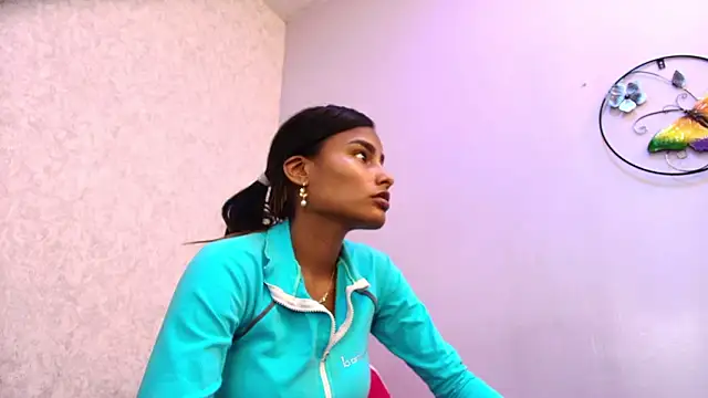 Chantal taylor  online show from February 19, 2026, 12:02 pm