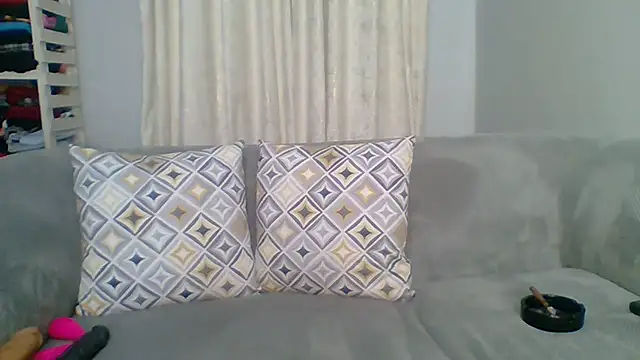 Snapshot of Petite_254 chatting on April 10, 2026, 12:01 pm Petite 254 online show from April 10, 2026, 12:01 pm