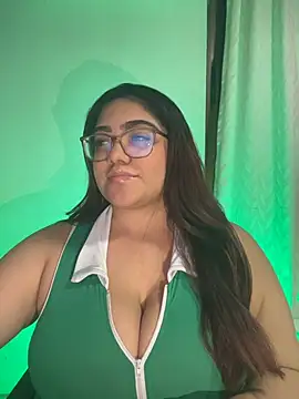 Snapshot of KathyGonzalez chatting on November 17, 2025, 11:09 pm KathyGonzalez online show from November 17, 2025, 11:09 pm