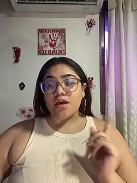 Snapshot of KathyGonzalez chatting on October 25, 2025, 11:20 am KathyGonzalez online show from October 25, 2025, 11:20 am