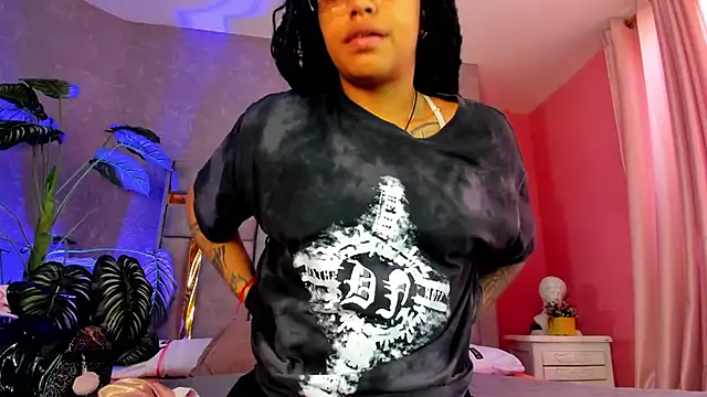 JuliaRose ks online show from November 12, 2025, 12:20 pm