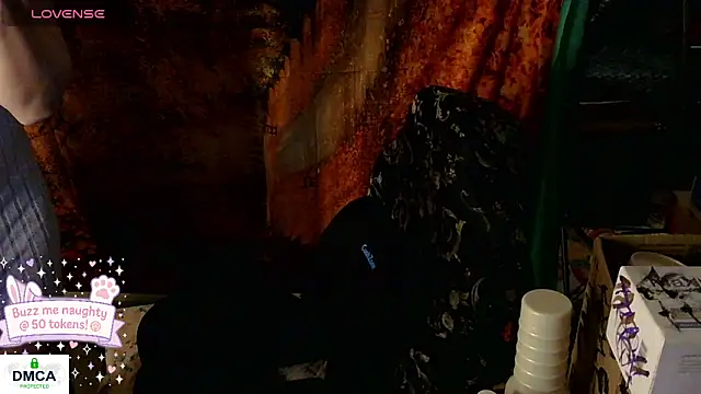 Snapshot of tashakaixxx chatting on November 3, 2025, 11:41 pm tashakaixxx online show from November 3, 2025, 11:41 pm