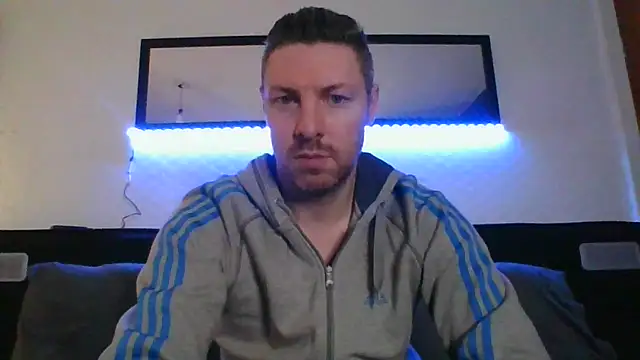 Fit4fun24 online show from February 2, 2026, 8:08 pm