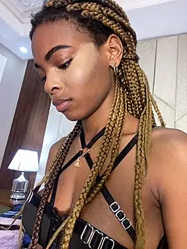 Snapshot of adaraSmiith chatting on January 20, 2025, 12:28 pm adaraSmiith online show from January 20, 2025, 12:28 pm