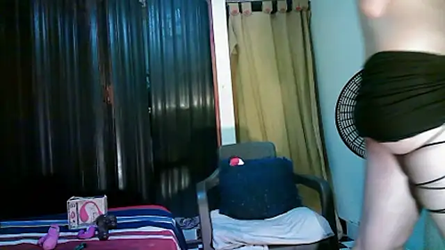 Snapshot of kimmiemm chatting on March 19, 2026, 2:33 am kimmiemm online show from March 19, 2026, 2:33 am