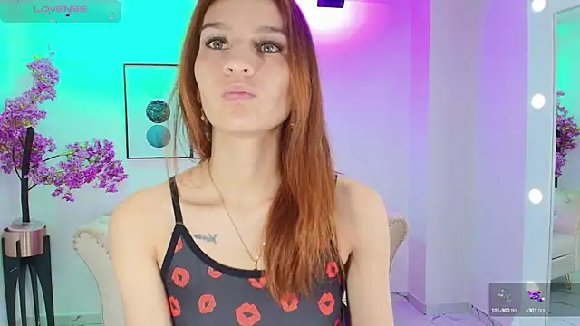 Snapshot of Tamara_slimx chatting on September 13, 2025, 4:01 am Tamara slimx online show from September 13, 2025, 4:01 am