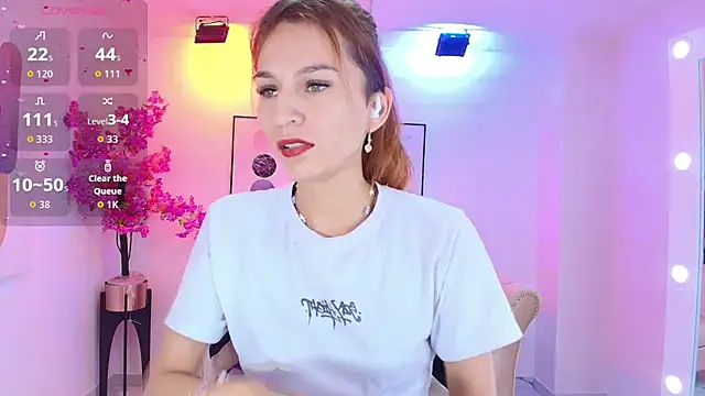 Snapshot of Tamara_slimx chatting on November 14, 2025, 4:05 am Tamara slimx online show from November 14, 2025, 4:05 am