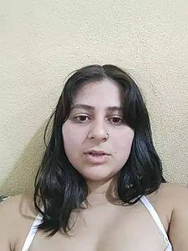Snapshot of Moranguinho1029 chatting on July 29, 2026, 2:22 am Moranguinho1029 online show from July 29, 2026, 2:22 am