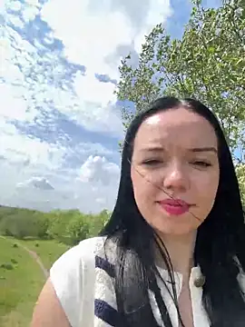 Vanesskaa online show from May 8, 2026, 11:36 am